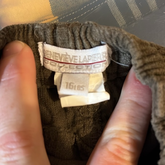 6-12M Genevieve Lapierre embroidered pants - Picture 3 of 3